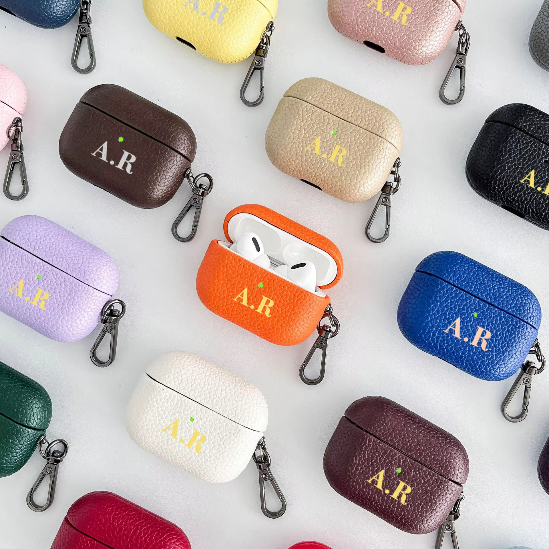 Personalized Initials Letters  – Monogram Keychain Leather recenzja i cena