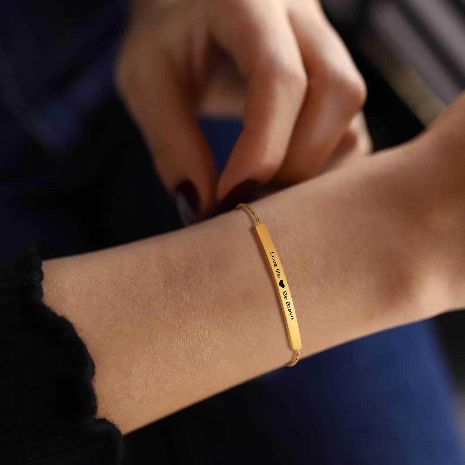 Personalized Engraved Bar Brac – Coordinates Bracelet recenzja i cena