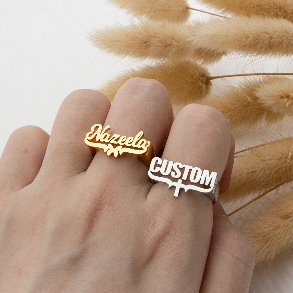 Customized Name Rings, Persona – Initial Ring Custom recenzja i cena